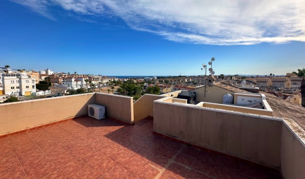 Resale - Bungalow -
San Miguel de Salinas - Inland