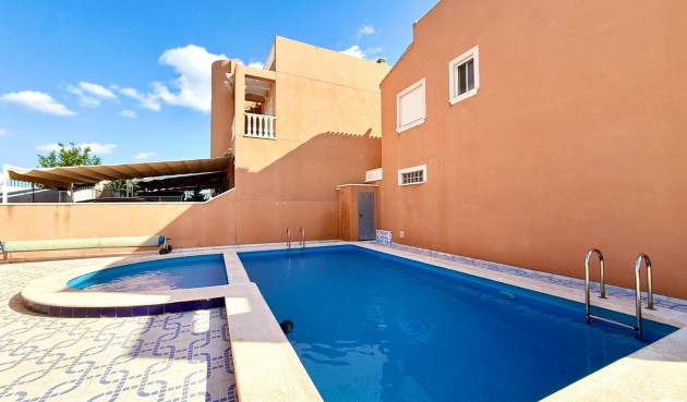 Resale - Semi Detached -
Torrevieja - El Limonar