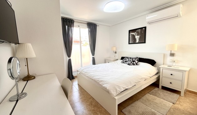Brukt - Town House -
La Mata - Costa Blanca