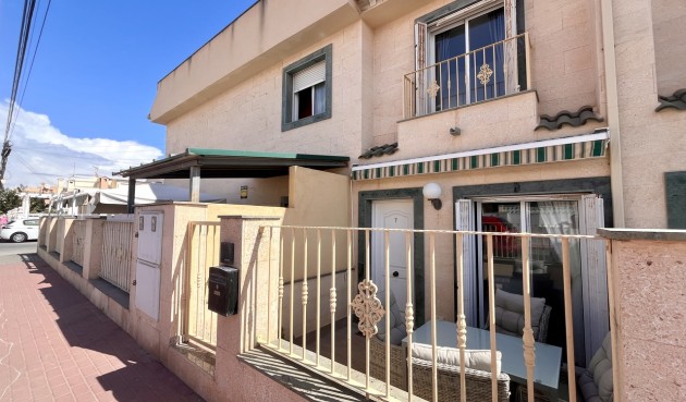 Brukt - Town House -
La Mata - Costa Blanca