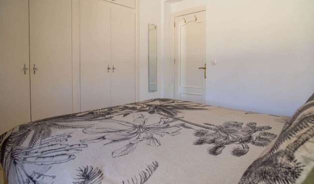 Resale - Villa -
Pinoso - Inland