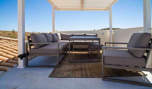 Resale - Villa -
Pinoso - Inland