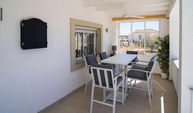 Resale - Villa -
Pinoso - Inland