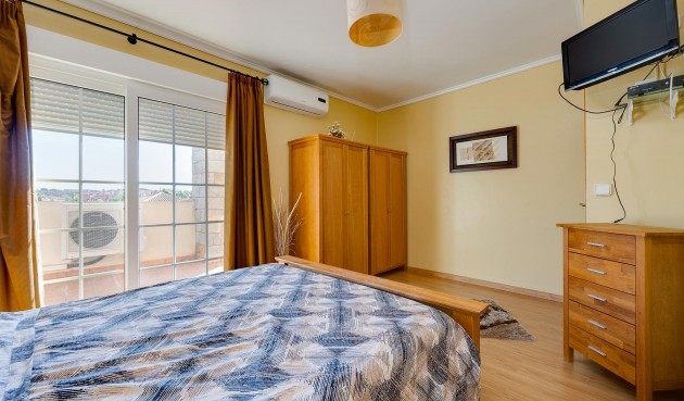 Återförsäljning - Villa -
Orihuela Costa - Costa Blanca