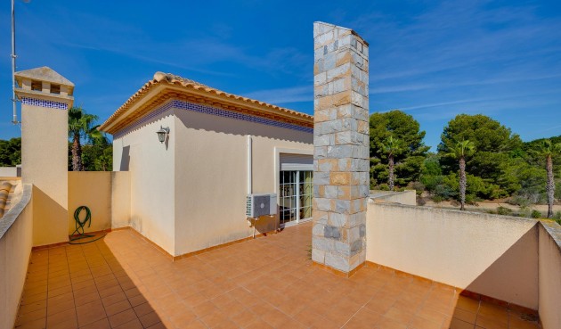 Återförsäljning - Villa -
Orihuela Costa - Costa Blanca