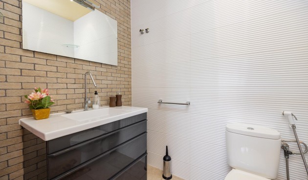 Återförsäljning - Villa -
Orihuela Costa - Costa Blanca