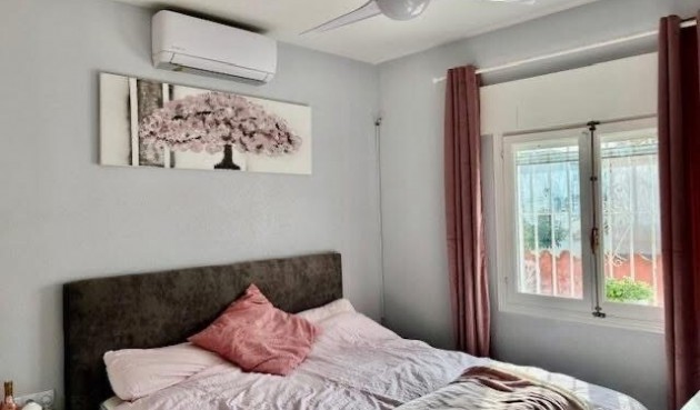 Resale - Villa -
Playa Flamenca - Costa Blanca