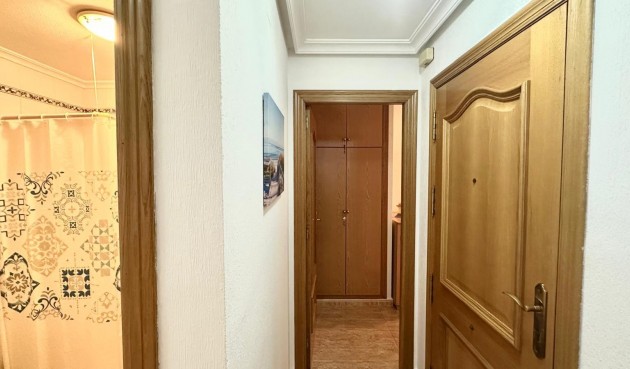 Resale - Apartment -
Torrevieja - Playa del Cura