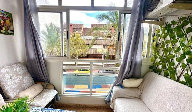 Resale - Apartment -
Torrevieja - Playa del Cura