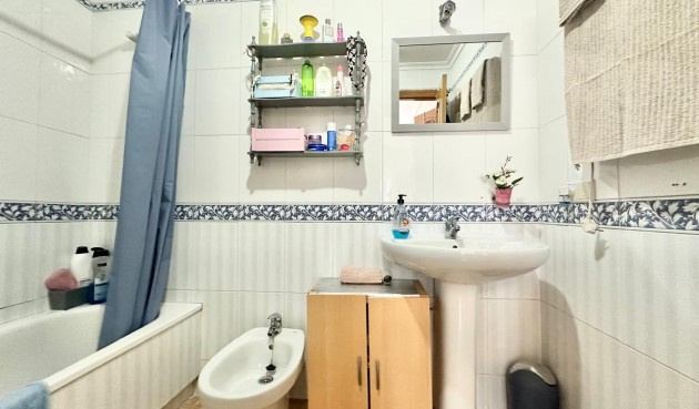 Resale - Apartment -
Torrevieja - Playa del Cura