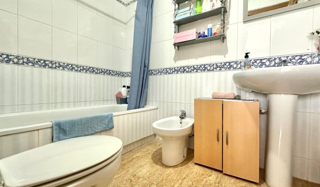 Resale - Apartment -
Torrevieja - Playa del Cura