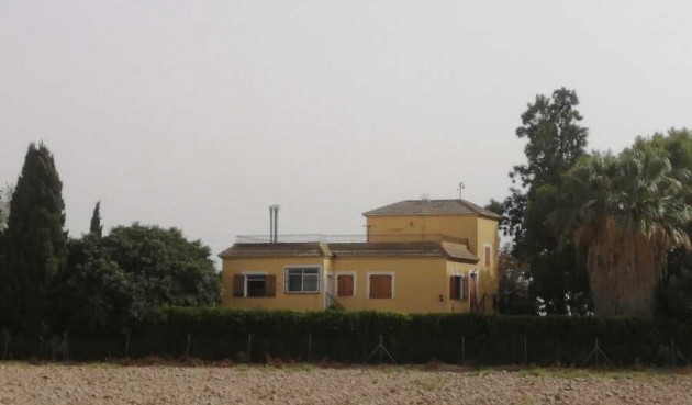 Brukt - Villa -
Daya Nueva - Costa Blanca