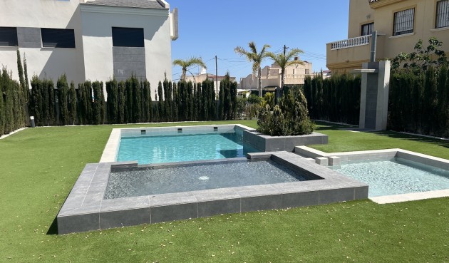 Brukt - Apartment -
Los Balcones - Costa Blanca