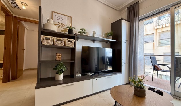 Resale - Apartment -
Torrevieja - Costa Blanca