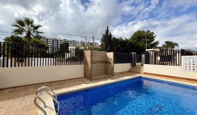 Resale - Apartment -
Torrevieja - Costa Blanca