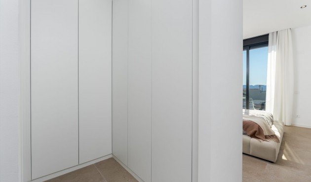 Återförsäljning - Villa -
Finestrat - Costa Blanca