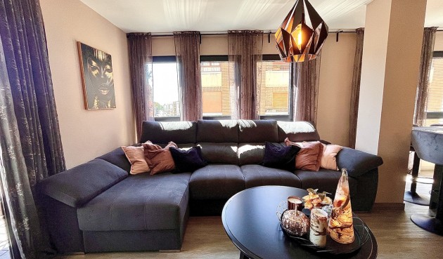 Resale - Apartment -
Almoradí - Inland