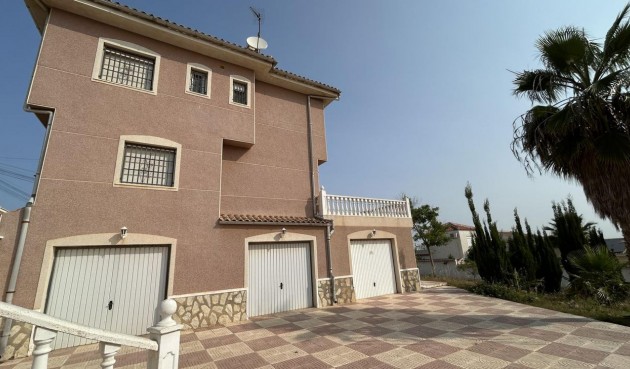 Resale - Villa -
Ciudad Quesada - Costa Blanca