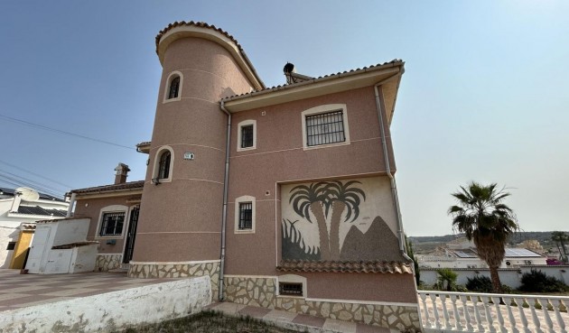 Resale - Villa -
Ciudad Quesada - Costa Blanca
