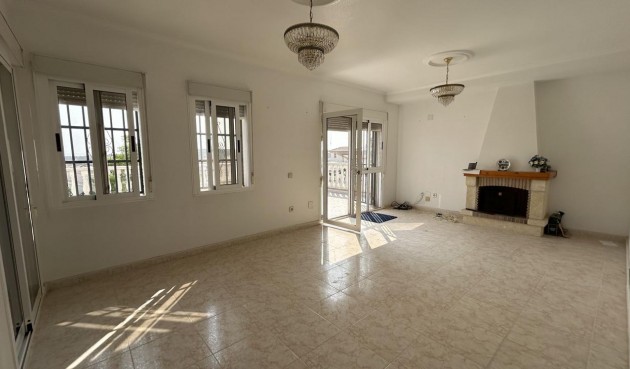 Resale - Villa -
Ciudad Quesada - Costa Blanca