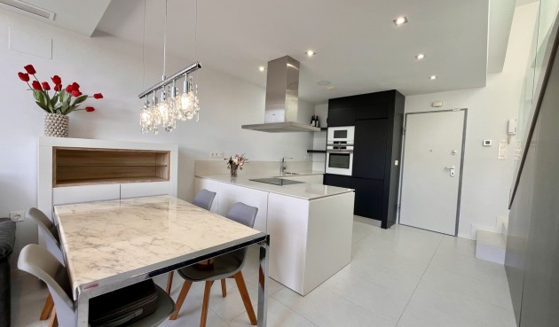 Återförsäljning - Villa -
Los Dolses - Inland