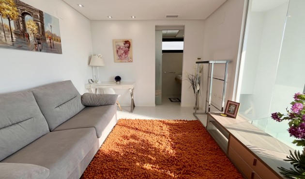 Återförsäljning - Villa -
Los Dolses - Inland