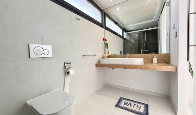 Återförsäljning - Villa -
Los Dolses - Inland