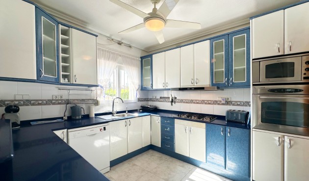 Resale - Villa -
Orihuela Costa - Costa Blanca