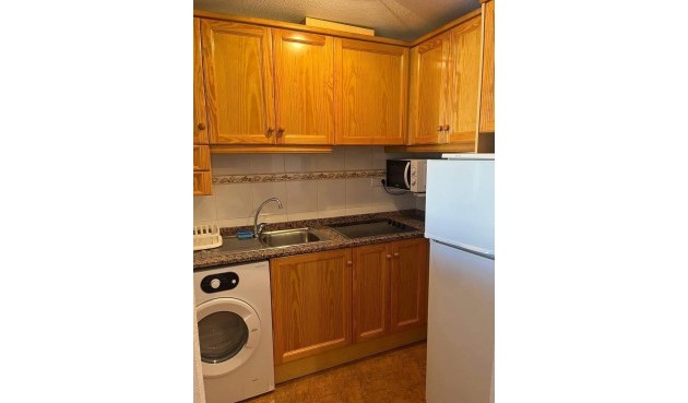 Återförsäljning - Apartment -
Torrevieja - El Molino