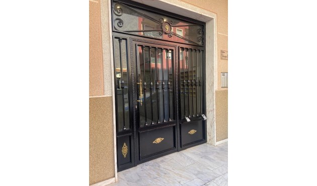 Återförsäljning - Apartment -
Torrevieja - El Molino