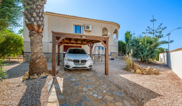 Resale - Villa -
Almoradí - Inland