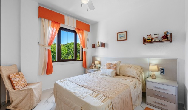 Resale - Villa -
Almoradí - Inland