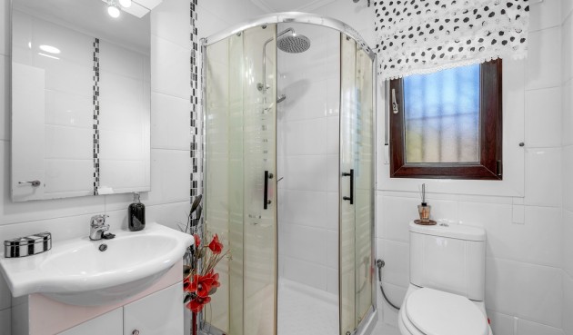 Resale - Villa -
Almoradí - Inland