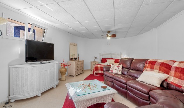 Resale - Villa -
Almoradí - Inland