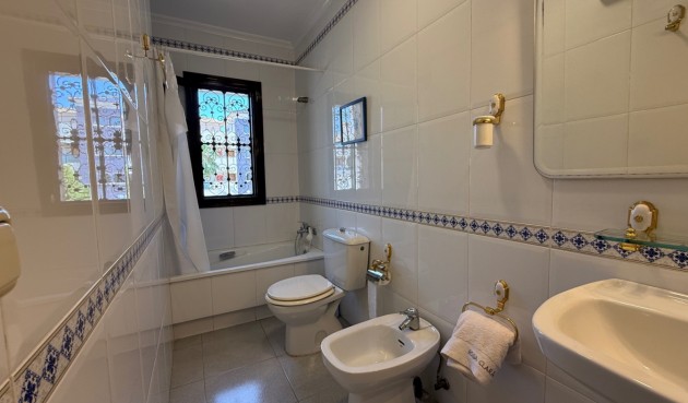 Resale - Villa -
Orihuela - Inland