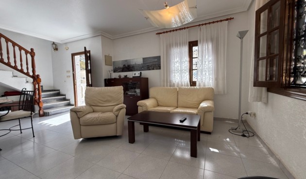 Resale - Villa -
Orihuela - Inland