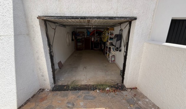 Resale - Villa -
Orihuela - Inland