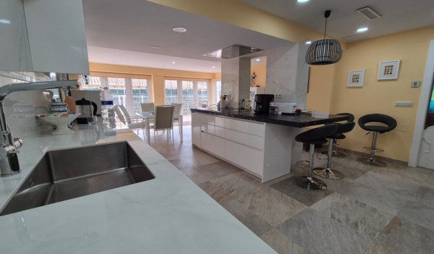 Brukt - Villa -
Orihuela - Inland