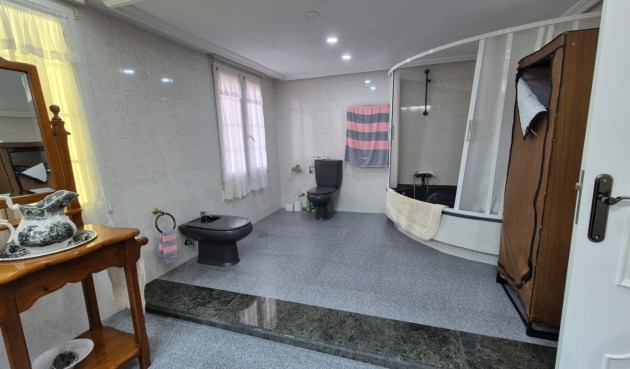 Brukt - Villa -
Orihuela - Inland