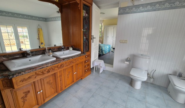 Brukt - Villa -
Orihuela - Inland