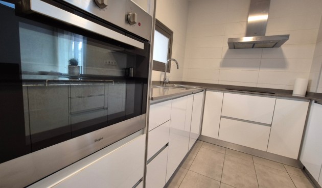 Reventa - Ático -
Orihuela - Inland