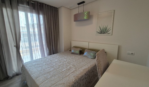 Reventa - Ático -
Orihuela - Inland