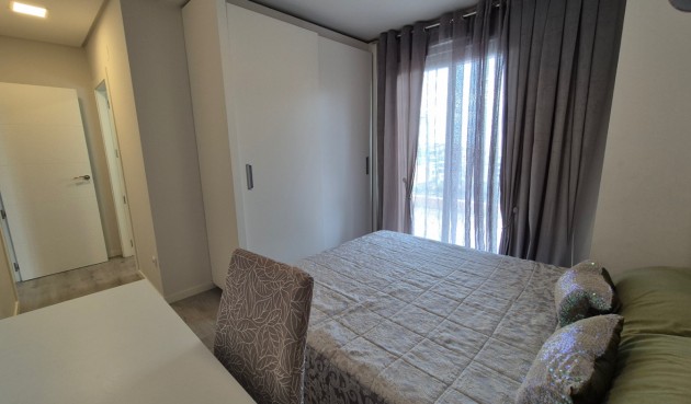 Reventa - Ático -
Orihuela - Inland