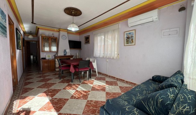 Brukt - Town House -
Torrevieja - La Mata