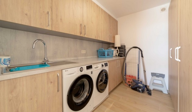 Reventa - Villa -
Torrevieja - Costa Blanca