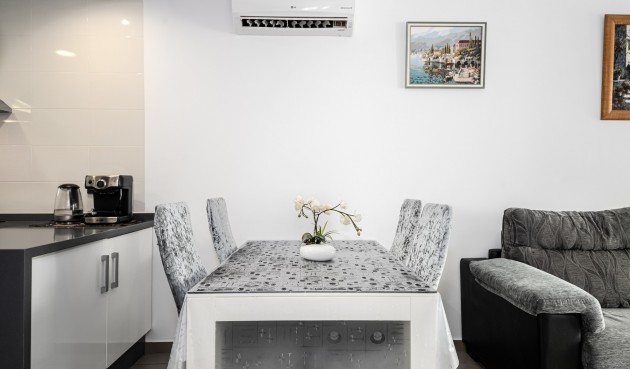 Korttidsleie - Apartment -
Orihuela Costa - La Zenia