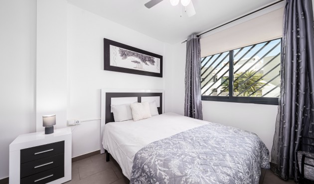 Korttidsleie - Apartment -
Orihuela Costa - La Zenia