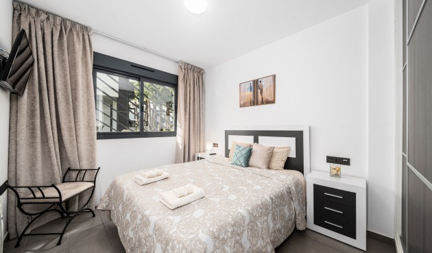 Korttidsleie - Apartment -
Orihuela Costa - La Zenia