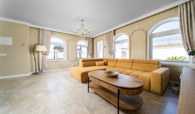 Brukt - Villa -
Torrevieja - Costa Blanca