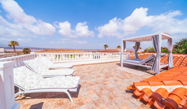 Brukt - Villa -
Torrevieja - Costa Blanca